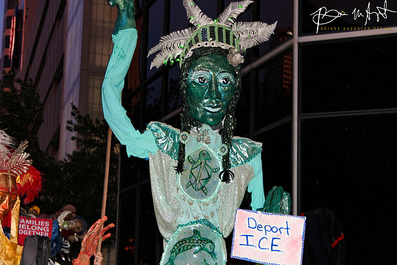 Protest Piece_0054E_C